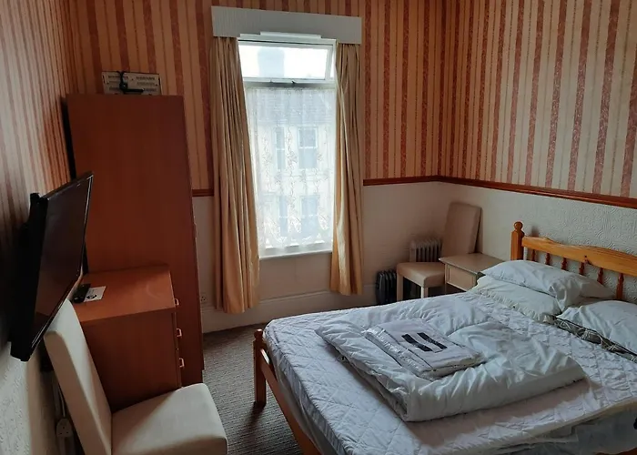6 Berth First Floor Flat Glen Villa 5